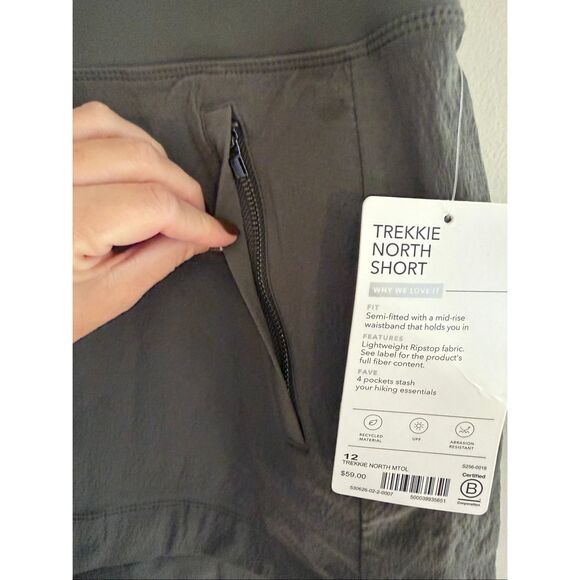 Athleta Trekkie North Short Size 12 - Picture 8 of 10